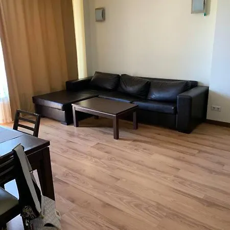 Balkan Houseb *